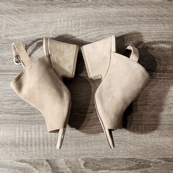 NEW KENSIE SANDALS LEATHER UPPER MAN MADE OUTSOLE SIZE 6 BEIGE COLOR - Picture 2 of 3